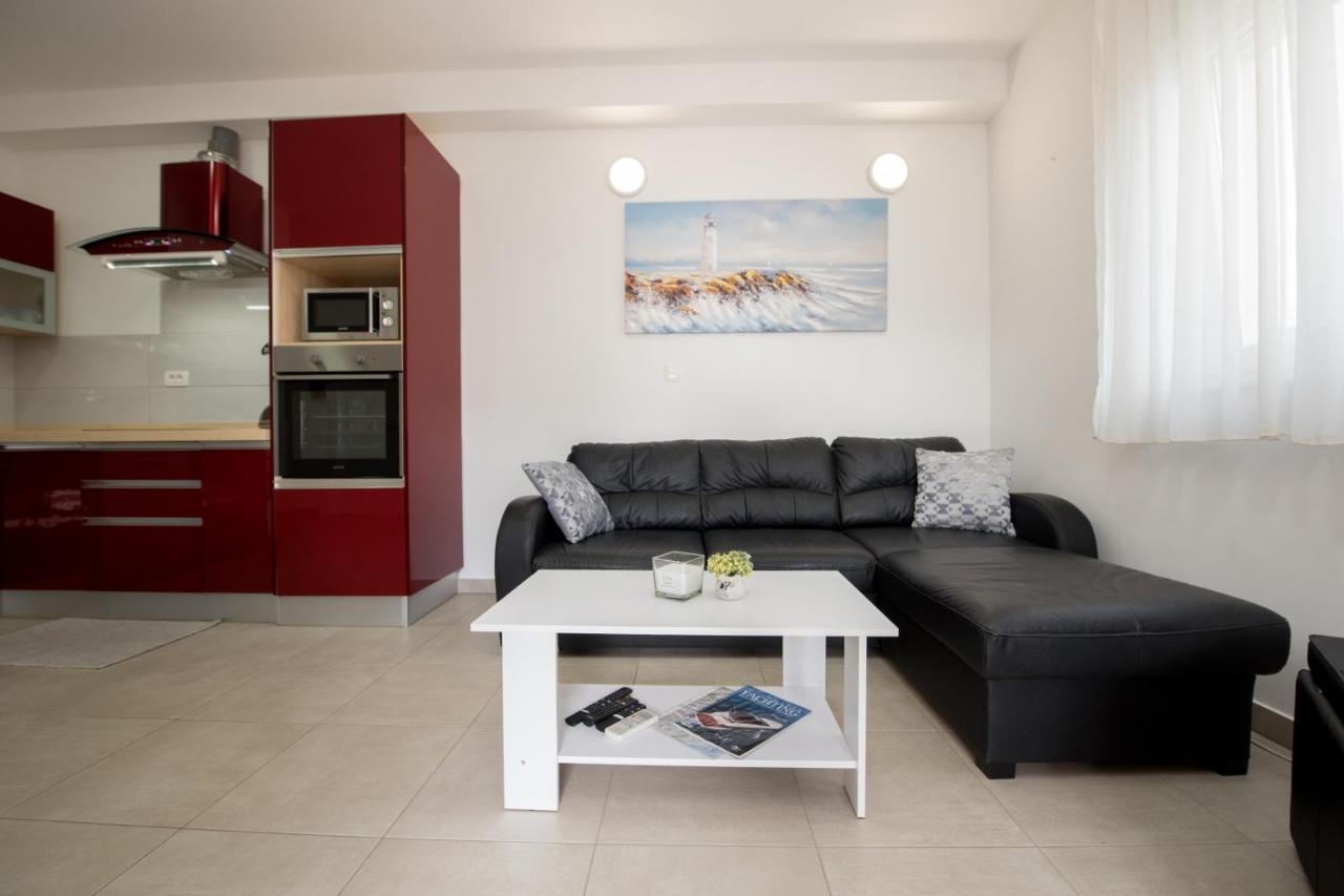 Apartment Miss Tina Trogir Extérieur photo